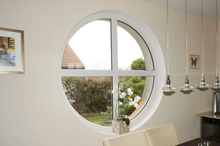 Арочные и нестандартные оконные конструкции